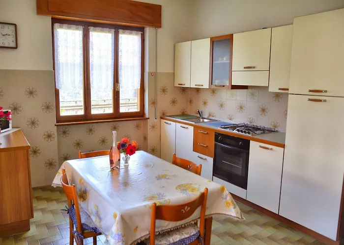 Casa Giardino Fiorito 아파트 *
